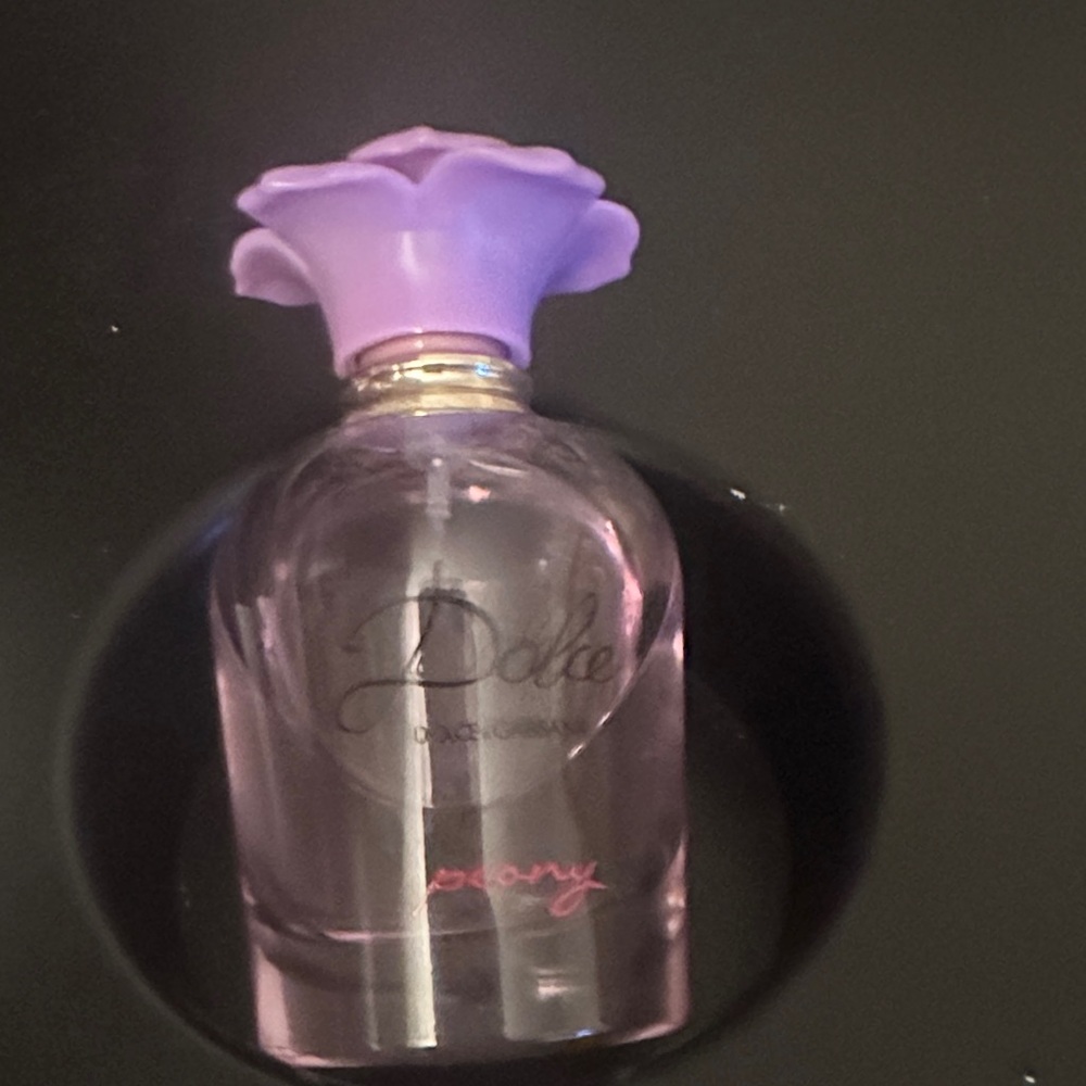 Dolce & Gabbana Peony with Purple Floral Cap
